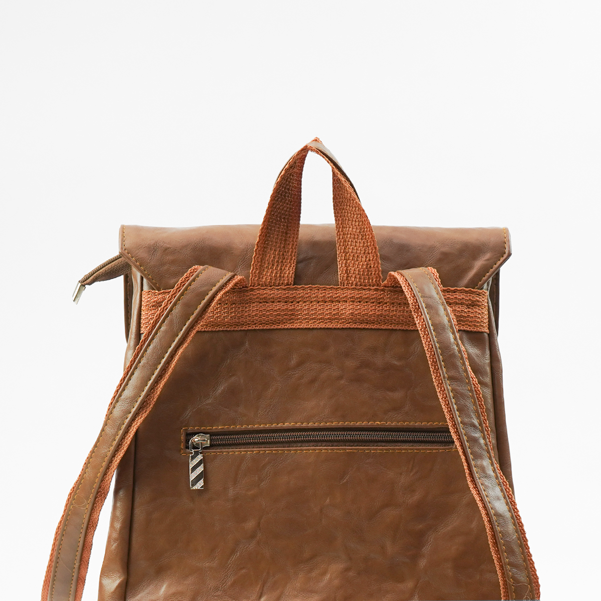 BuckleCharm Backpack Brown